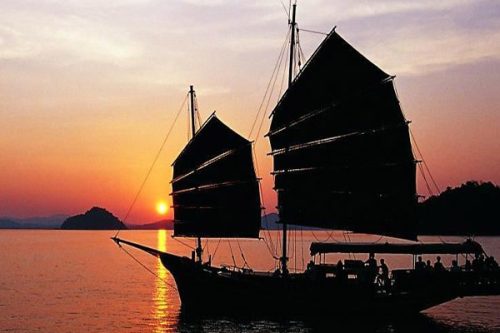 Vé tham quan-vịnh Phang Nga bằng du thuyền Ayodhaya