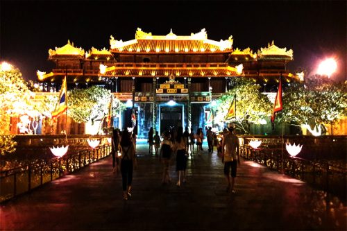 Vé tham quan du lịch sinh thái Thủy Biều Huế