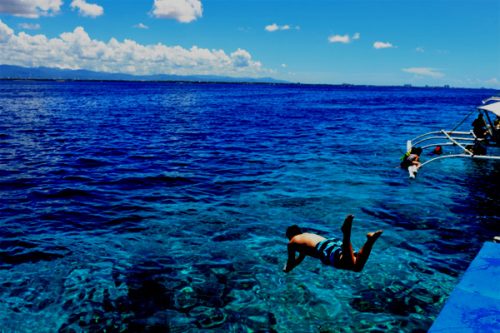 Vé biển khám phá biển xanh Cebu cho người mới bắt đầu