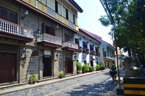 Vé tham quan khám phá lịch sử văn hóa Manila 1 ngày