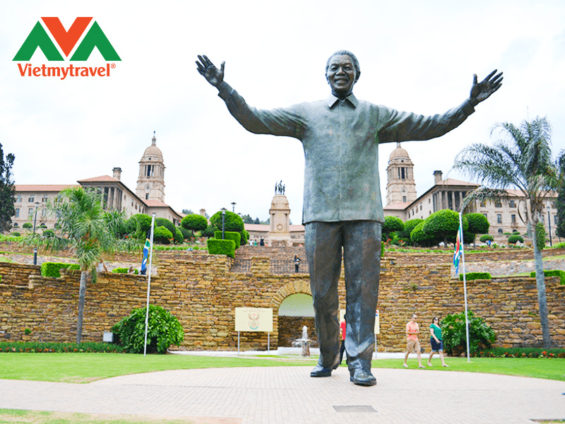 dai-tuong-niem-nelson-mandela