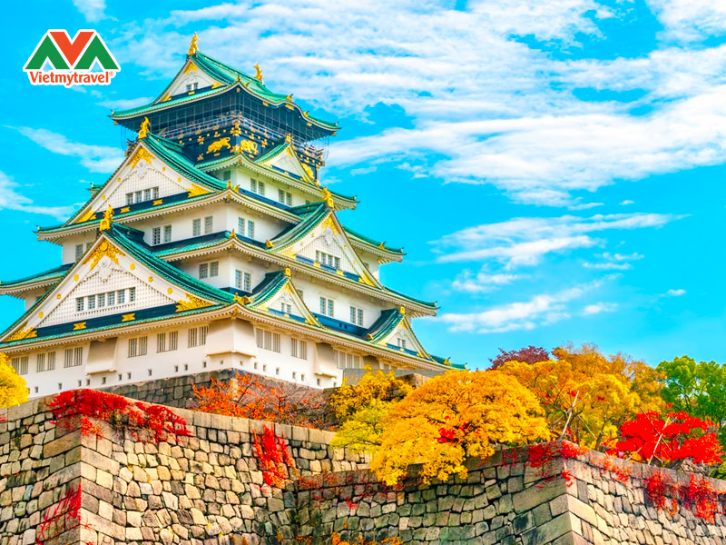 cong-vien-lau-dai-osaka