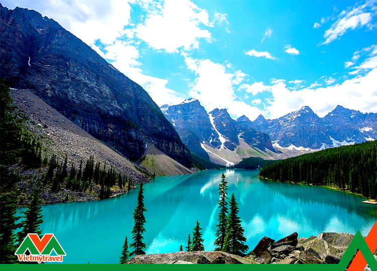Vườn quốc gia Banff - Địa điểm du lịch nổi tiếng Canada không nên bỏ lỡ