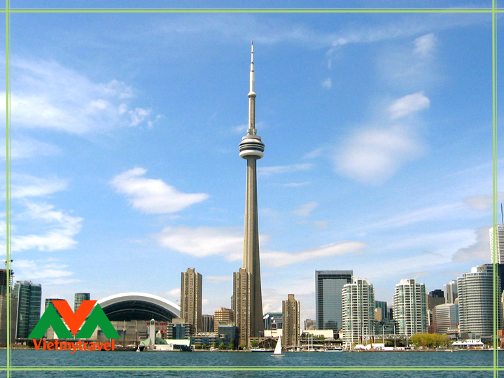 Tháp CN Tower - Điểm đến tham quan tuyệt vời trong chương trình liên tuyến Đông Tây Canada - Vietmytravel