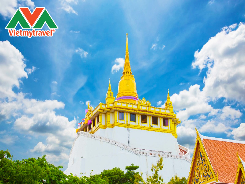 chua-nui-vang-wat-saket