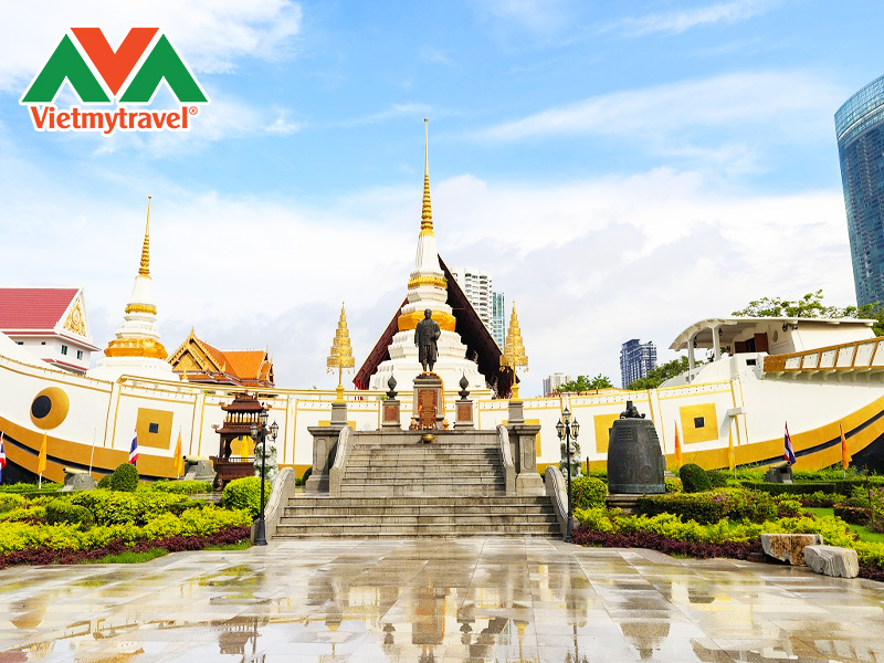 chua-thuyen-wat-yannawa