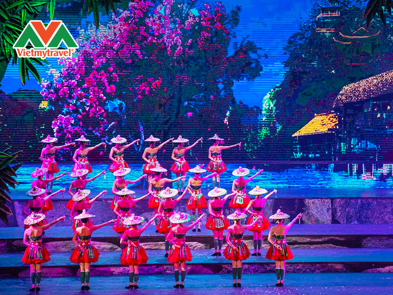 show-rang-ro-tuong-tay