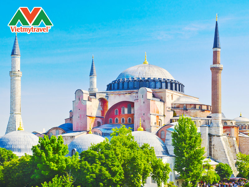 vuong-cung-thanh-duong-hagia-sophia