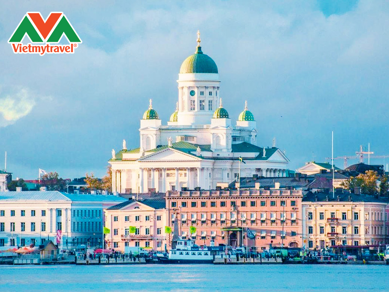 quang-truong-thuong-vien-helsinki