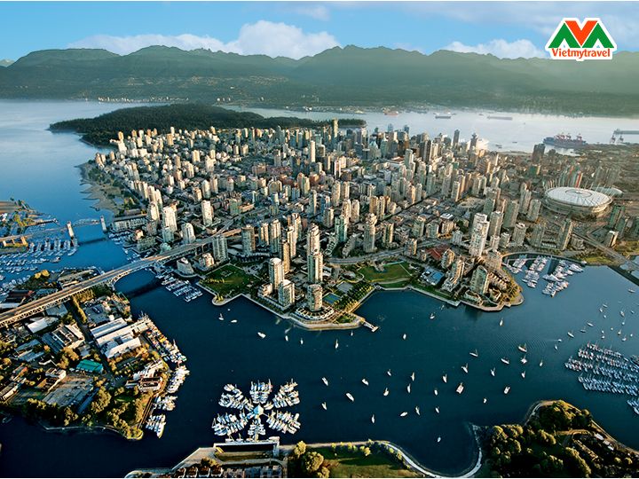 Vancouver - Bán đảo Granville - du lịch Việt Mỹ