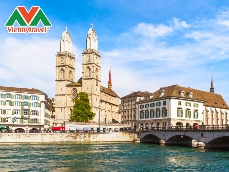 nha-tho-grossmünster