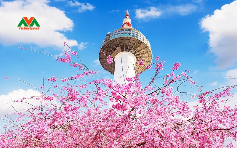 Tháp Namsan Seoul - Địa điểm du lịch Hàn Quốc nổi tiếng không nên bỏ lỡ