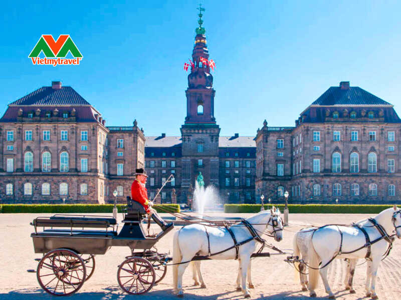 Christiansborg Palace