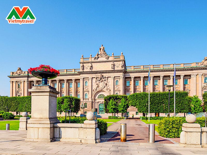 parliament-building-stockholm
