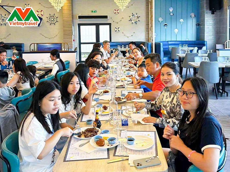 doan-du-lich-chau-au-thuong-thuc-am-thuc