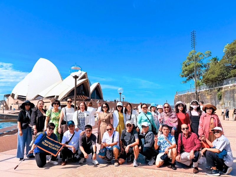 du-lich-uc-tet-2026-vietmytravel