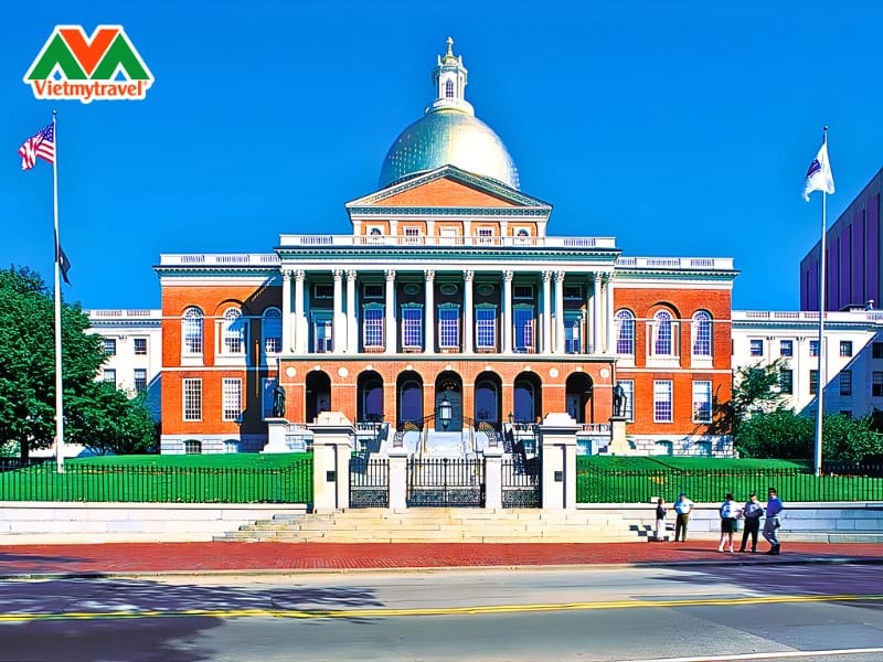 toa-nha-bang-massachusetts