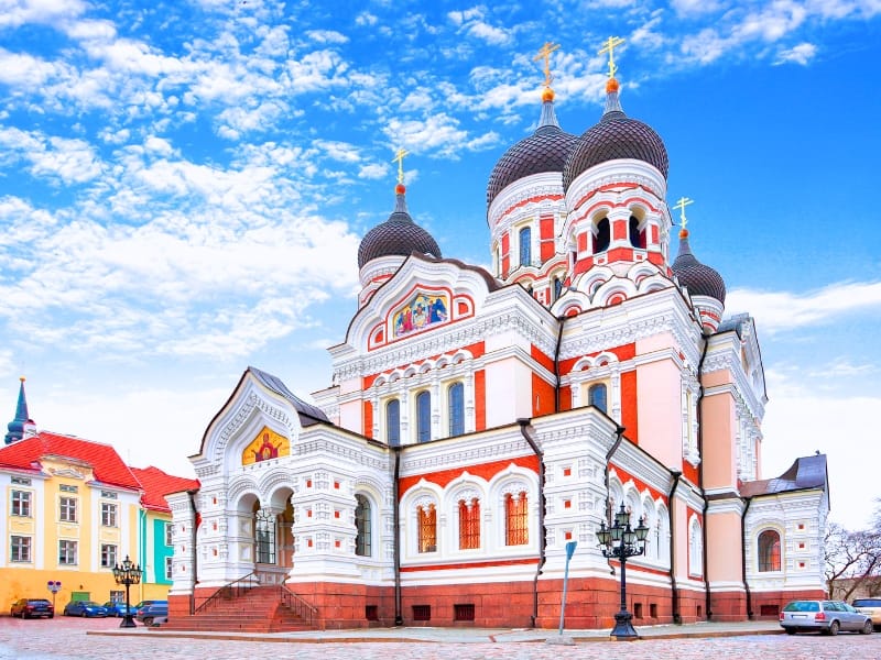 tour-bac-au-kham-pha-5-nuoc-tron-goi-gia-re