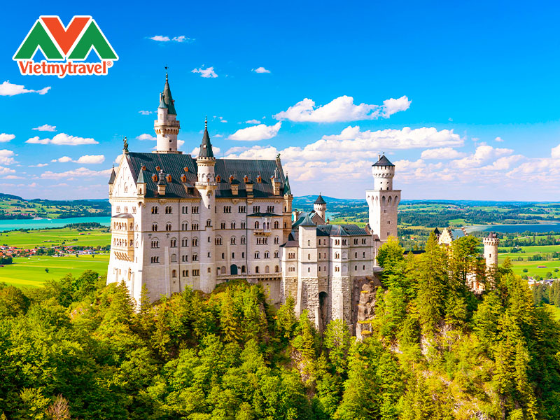 lau-dai-neuschwanstein