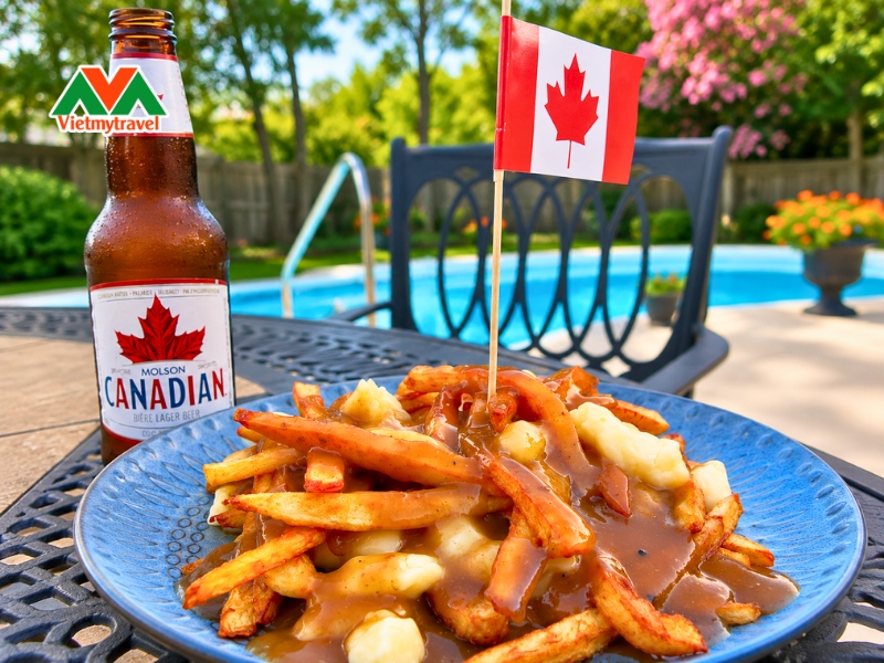 poutine-canada-vietmytravel