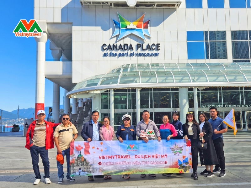ben-du-thuyen-canada-place
