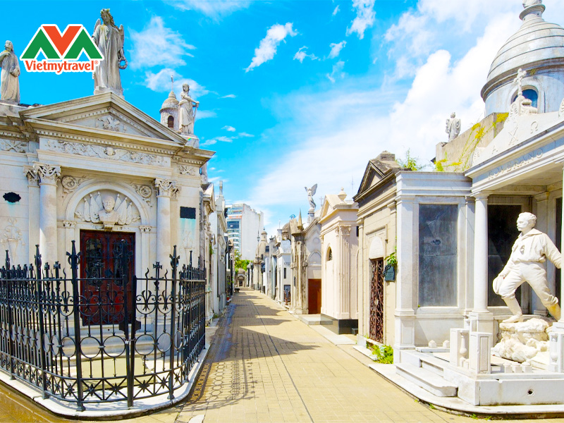 nghia-trang-la-recoleta