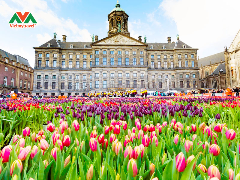 cung-dien-hoang-gia-amsterdam