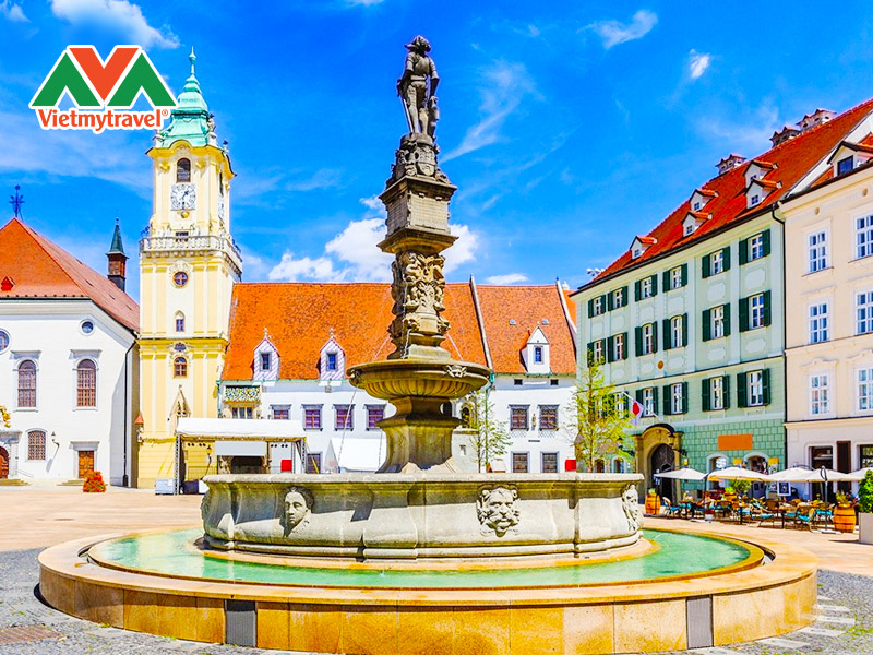 toa-thi-chinh-bratislava