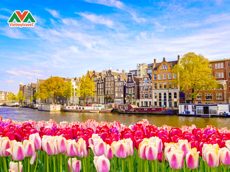 tour-chau-au-mua-xuan