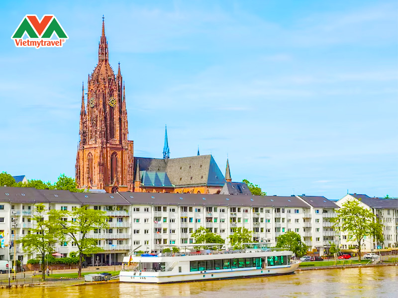 nha-tho-chinh-toa-frankfurt